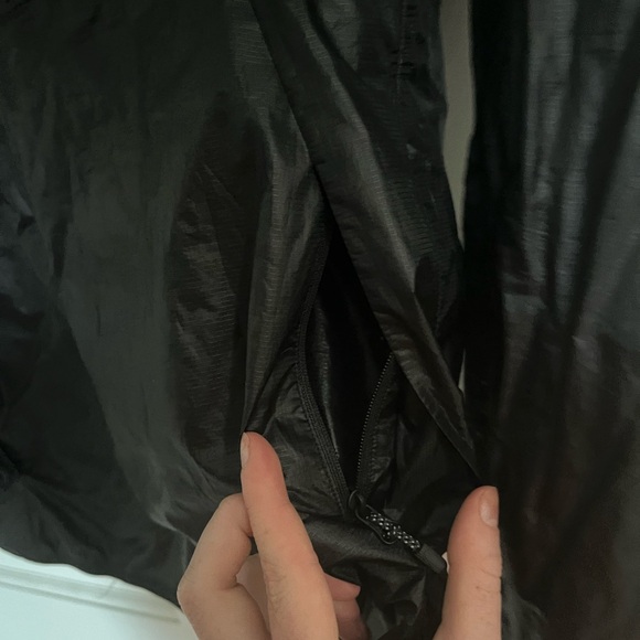 Lululemon Run With it Jacket - Picture 9 of 11